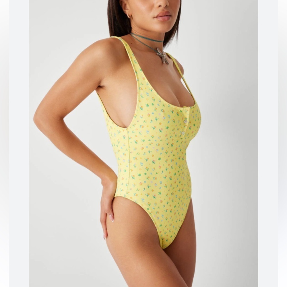 New! Frankies Bikinis x PAMELA ANDERSON Pacific Cheeky One Piece 27693